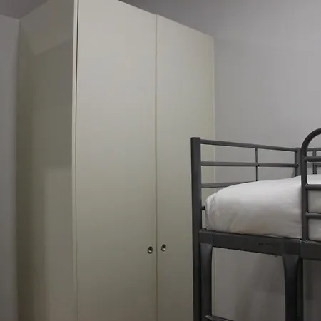 Practical And Comfortable With Garden דירה *