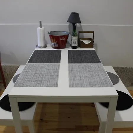 公寓 Practical And Comfortable With Garden