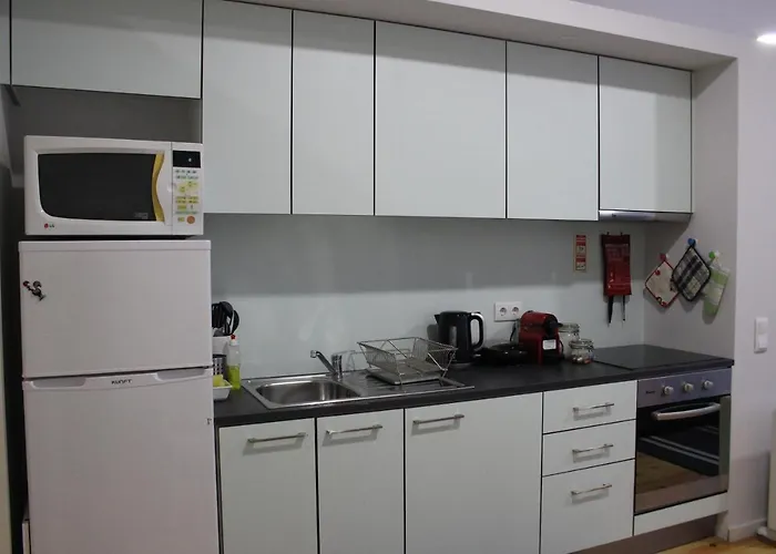 Practical And Comfortable With Garden * פורטו