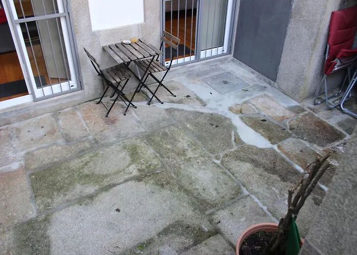 Practical And Comfortable With Garden פורטו